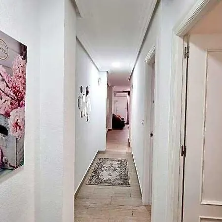 Elegant In An Excellent Area Hotel 3*
